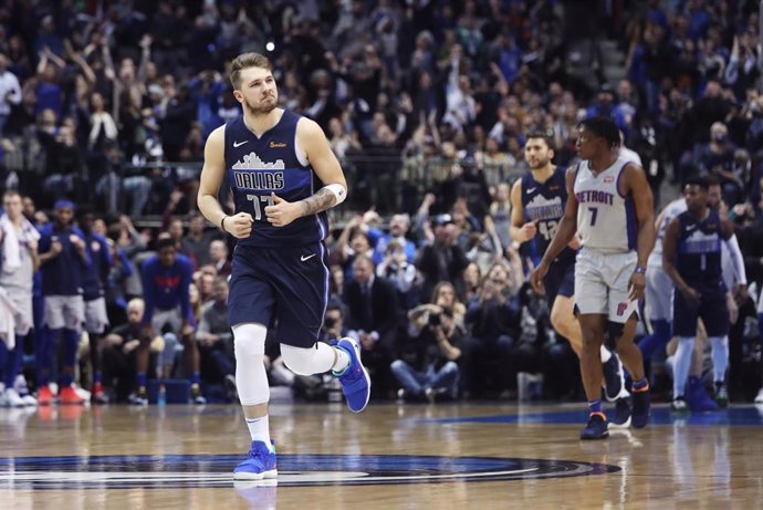 Dallas Mavericks Luka Doncic Detroit Pistons