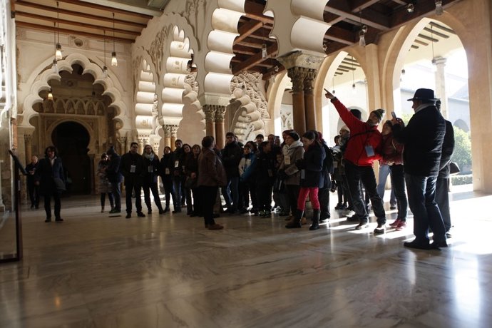 Visitas al Palacio de la Aljafería