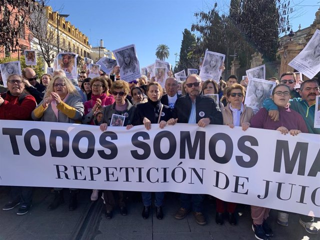 Los padres de Marta del Castillo encabezan la manifestación por el décimo aniver