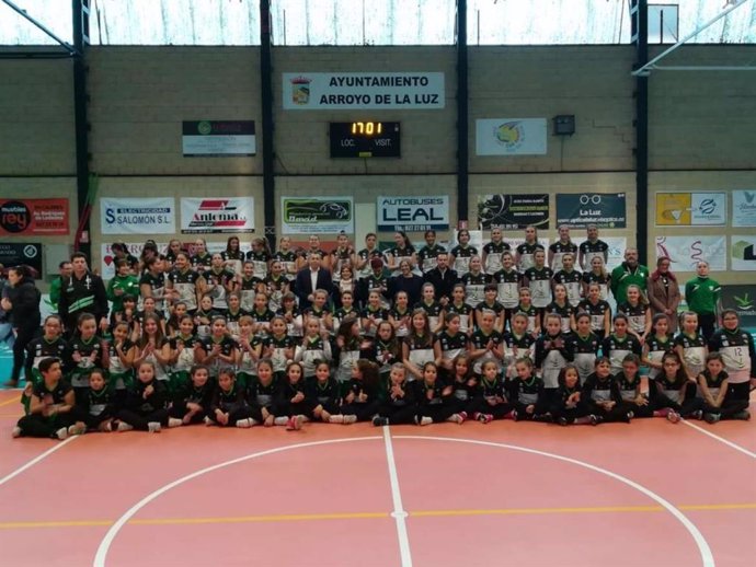 Foto de Familia del Extremadura Arroyo de Voleibol