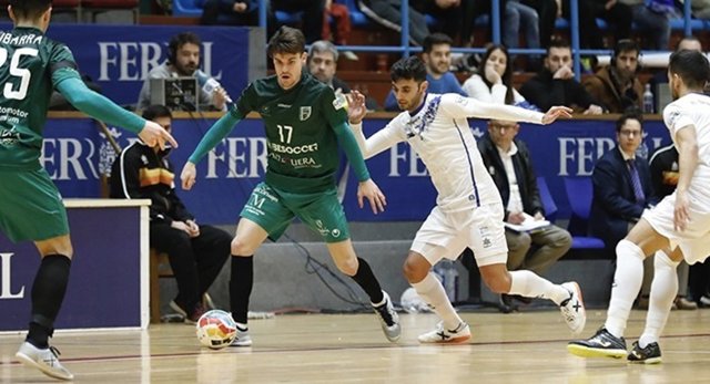 O Parrulo ante UMA Antequera