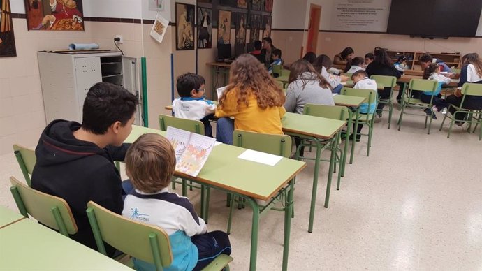 Alumnos colegio San José Málaga jesuitas proyecto piloto lectura inglés mondejar