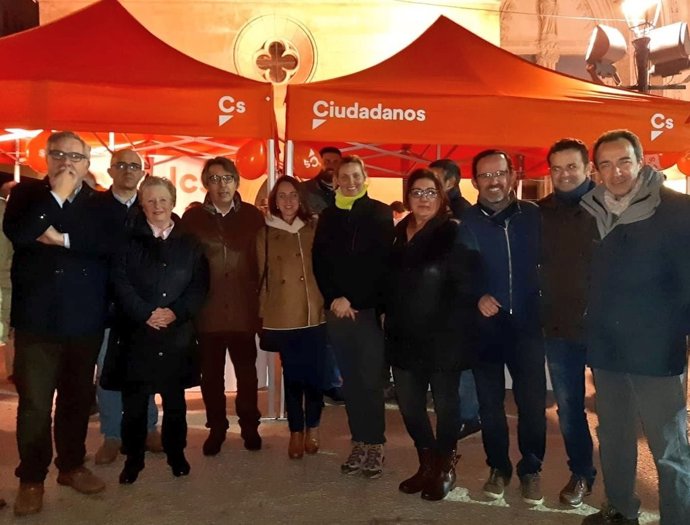 Miembros de Cs en Baleares durante las fiestas de Sant Sebasti