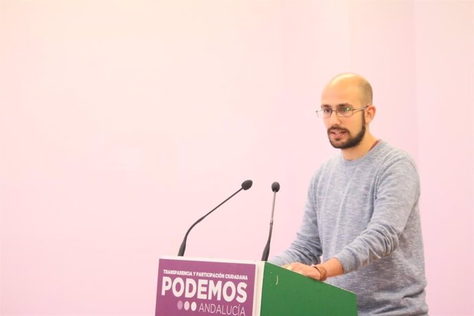El secretario de Comunicación de Podemos Andalucía, Pablo Pérez Ganfornina, en u