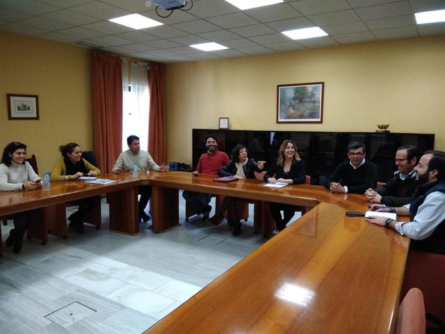 La diputada provincial Isabel Armario se reúne con ELA de Jerez