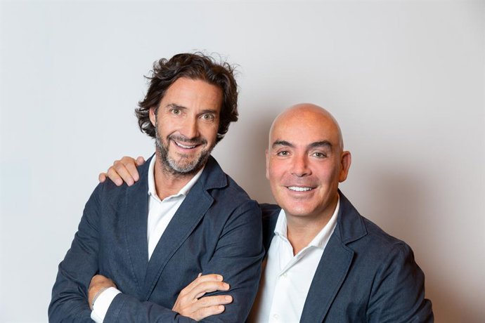 Room Mate incorpora uniformes 100% reciclados de Ecoalf