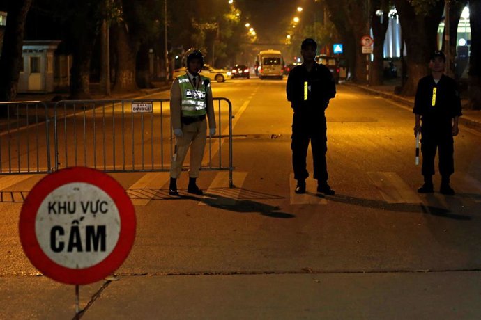 Policía de Vietnam en Hanoi