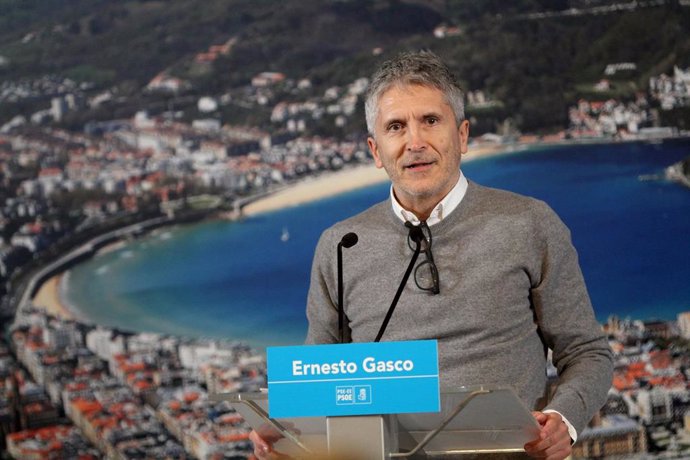 Acto político del PSOE en San Sebastián (Euskadi) con la presencia del ministro 