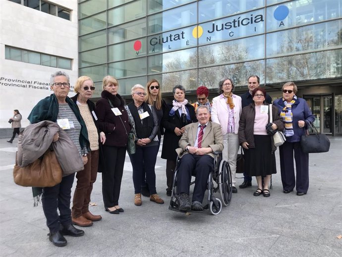 Afectadas por Agreal tras la primera sesión del juicio en la Ciudad de la Justic