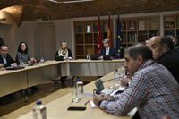 Taxistas ultiman un nuevo documento para pedir a la Comunidad la precontratación temporal y que clarifique la captación