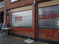 El PNV condena "rotundamente" las pintadas en batzokis y cree "inaceptable" que se le llame "asesino"