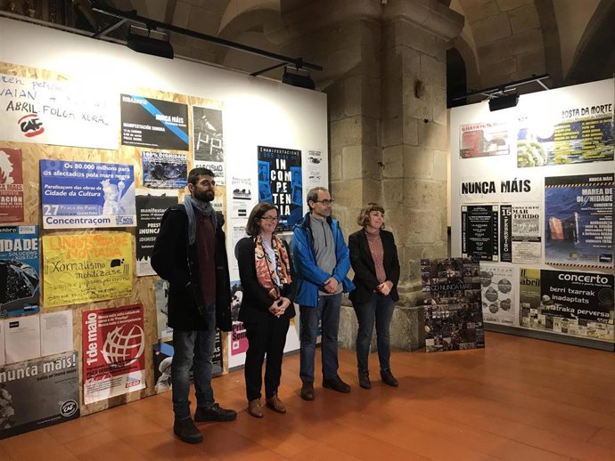 Exposición materiales de Nunca Mais Unha Gran Burla Negra