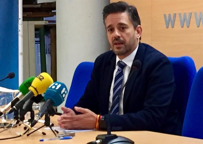 José Juan Zaplana atiende a los medios