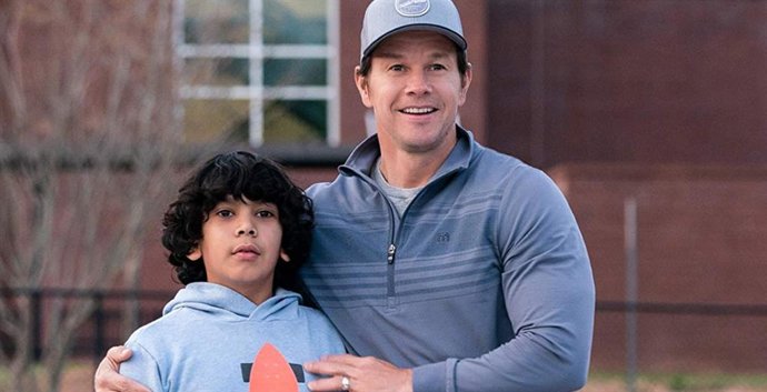Mark Wahlberg en Familia al instante