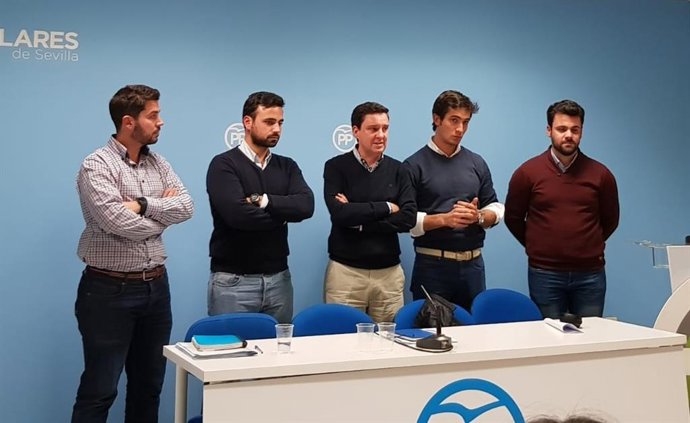 [Sevilla] Np Y Fito Junta Directiva Nngg