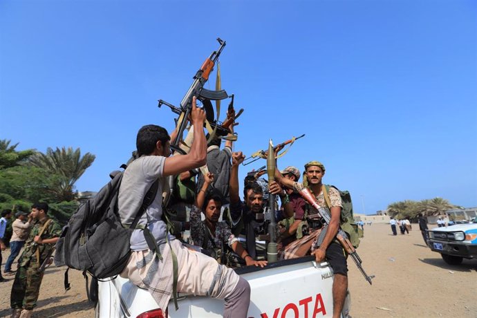 Milicianos huthis en Hodeida