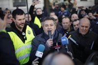 Taxistas preparan con otros sectores una gran manifestación por la defensa del servicio público