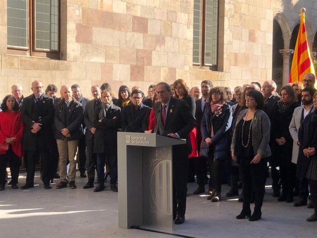 El presidente Quim Torra en un acto de apoyo a los presos junto a familiares, co