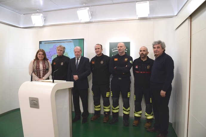 Rueda de prensa sobre los bomberos de la Diputación