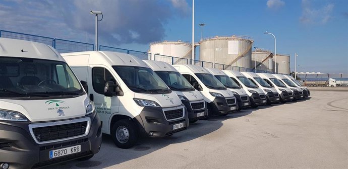 Nuevos vehículos para los hospitales y centros de salud de Cádiz