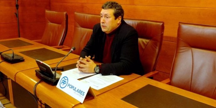 Iñigo Fernández, portavoz del PP