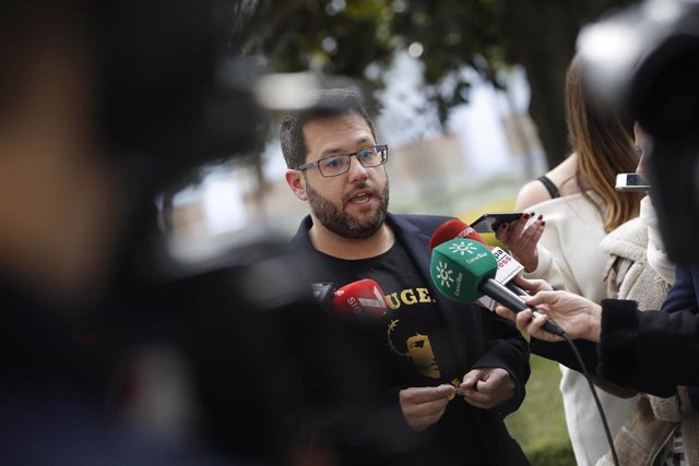 JosÃ© Ignacio GarcÃ­a, de Adelante AndalucÃ­a, atendiendo a los medios la pasada se