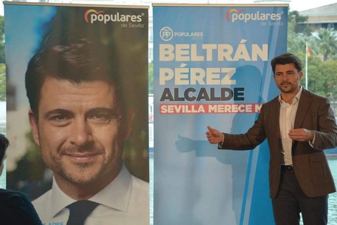 Beltrán Pérez durante su presentación