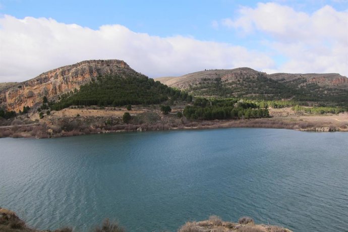 Uno de los embalses de la Cuenca del Ebro