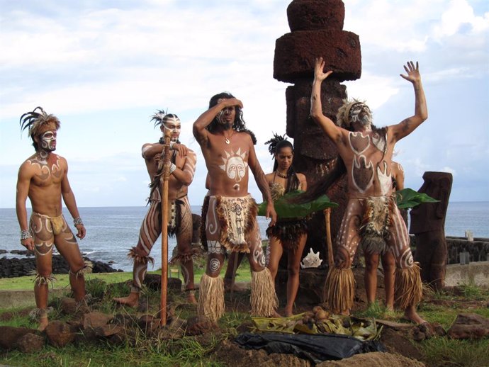 RAPA NUI, FIESTA DE TAPATI, EL FESTIVAL MÁS IMPORTANTE DE LA ISLA DE PASCUA