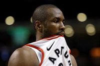Ibaka no puede con los Bucks y Calderón se queda sin duelo con un Doncic lesionado