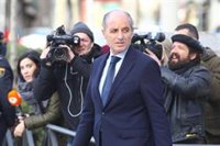 Camps, a su llegada a la Audiencia Nacional por los contratos con Gürtel: "Espero que la pesadilla se termine"