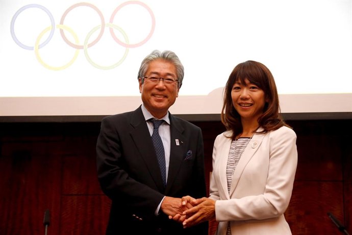 Tsunekazu Takeda y Naoko Takahashi