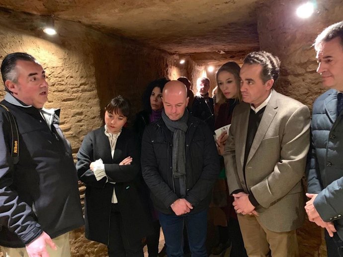 El dolmen de Matarrubilla recupera su iluminación interior