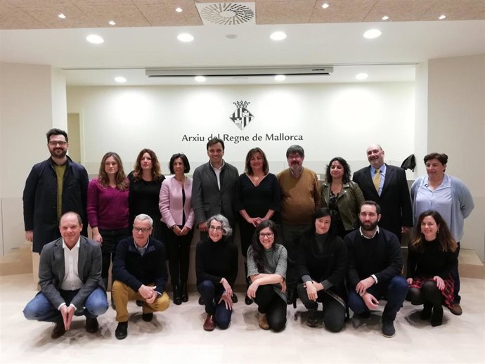 La Consellera De Cultura, Participación Y Deportes, Fanny Tur, En La Presentació