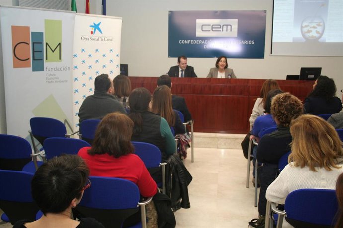 Ángel García y Natalia Romero presentan la quinta edición de 'Transformando Futu