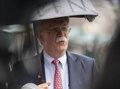 Bolton descarta una intervención inminente en Venezuela, aunque "todas las opciones están sobre la mesa"