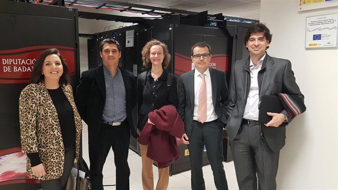 Representantes de diputación de Badajoz y Red.Es