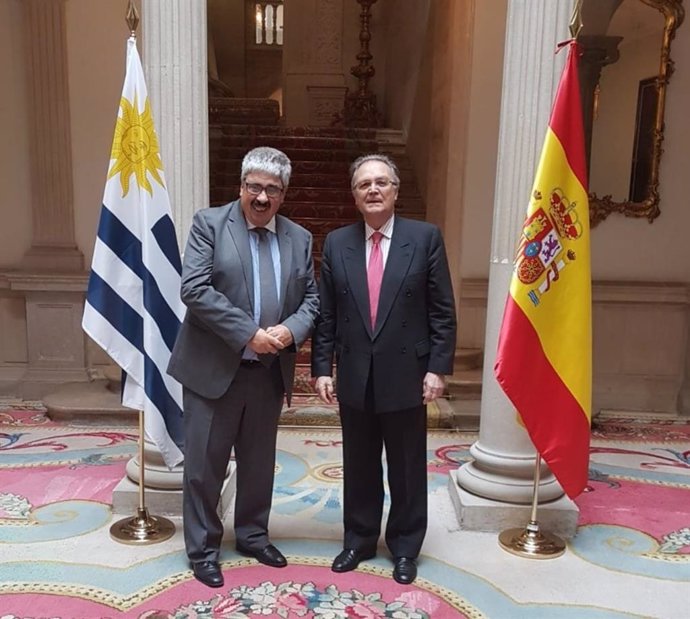Ariel Bergamino, viceministro uruguayo, con Juan Pablo de Laiglesia, SECIPIC