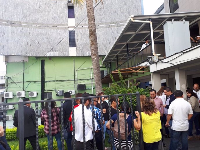Evacuada la Asamblea Legislativa de El Salvador tras un terremoto