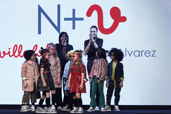Fimi pasarela moda infantil y juvenil