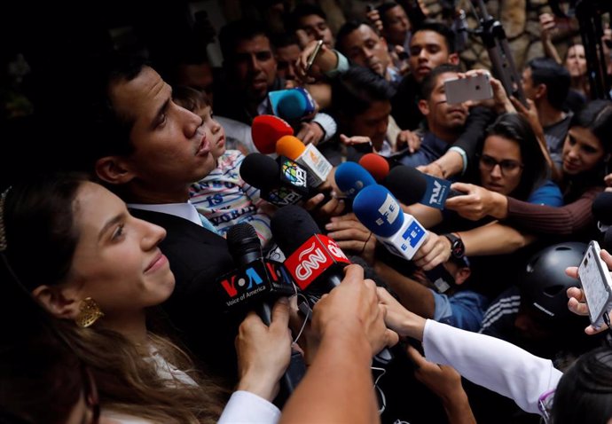Juan Guaidó, su mujer y su hija