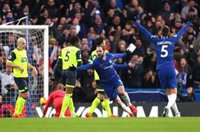 El Chelsea se recompone y el Tottenham sigue crecido arriba