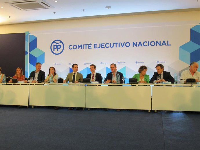   Reunión Del Comité Ejecutivo Del PP En Barcelona Presidido Por Pablo Casado