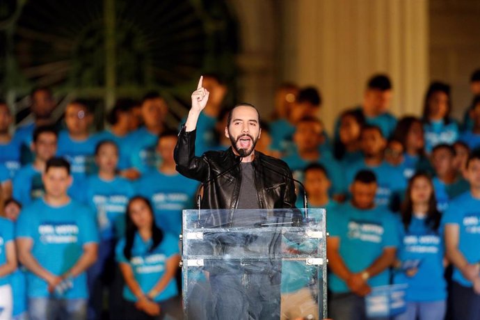 FILE PHOTO: Presidential candidate Nayib Bukele, of the Great National Alliance