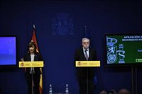 Trabajo reconoce que los datos de enero son negativos y los desvincula de la subida del SMI