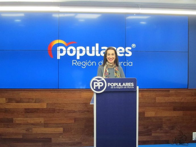 La portavoz del Partido Popular de la Región de Murcia, Nuria Fuentes