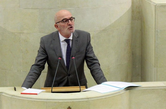 El diputado del PP en el Parlamento de Cantabria Luis Carlos Albalá