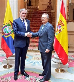 El viceministro de Ecuador Andrés Terán con Juan Pablo de Laiglesia