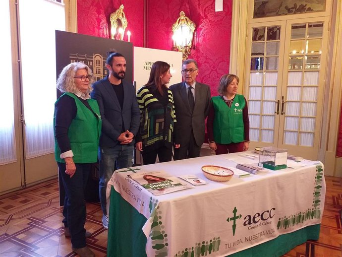 Día Mundial contra el Cáncer en el Parlament