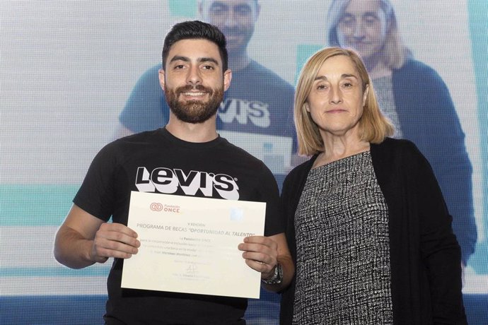 Fundación Aquae apoya las becas de Fundación ONCE para la formación superior de